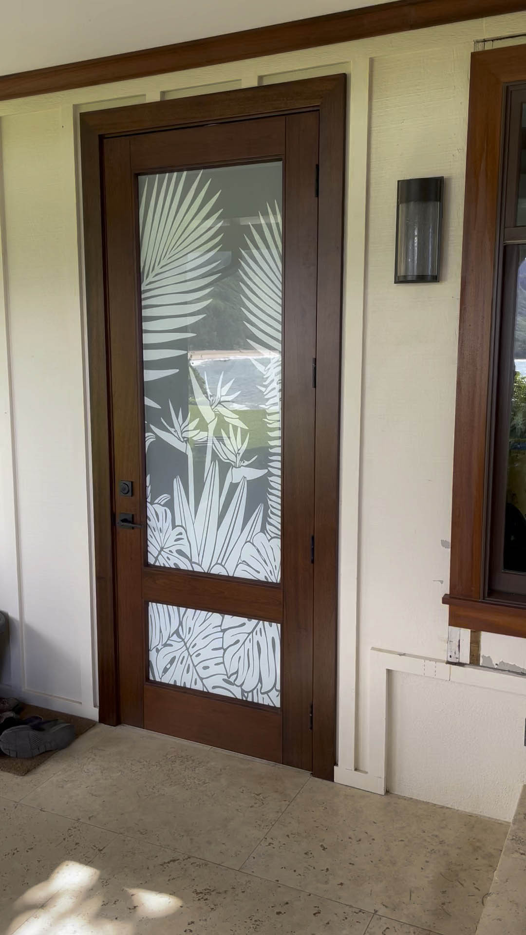 12 Full Privacy Frost and white vinyl Outside view Bird of Paradise